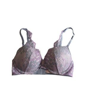 Victoria's Secret Pink Lace 32C/70C Sexy Underwire Push Up Padded Bra NWT!